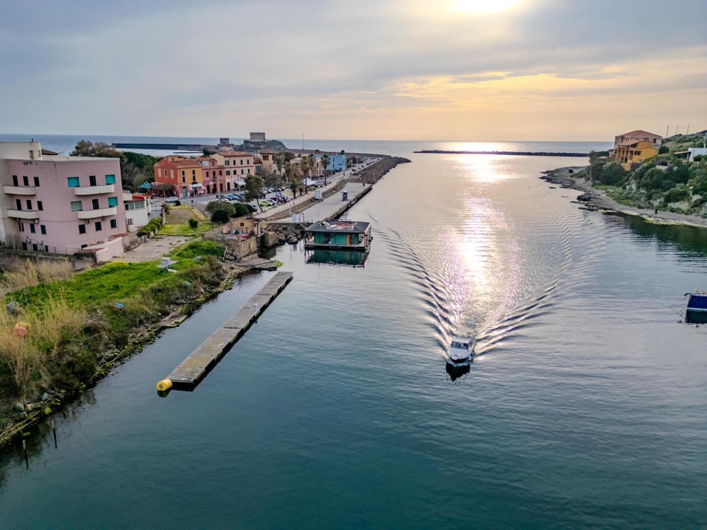 S'Apposentu - Un'Angolo Di Paradiso Con La Vista Sul Castello Bosa Exterior foto
